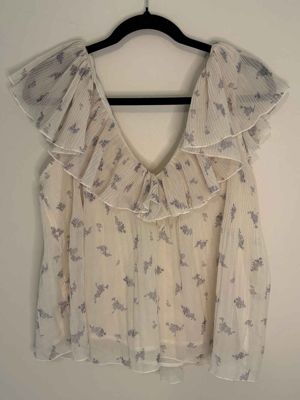 GANNI Cream Pleated Floral blouse top Women’s size M